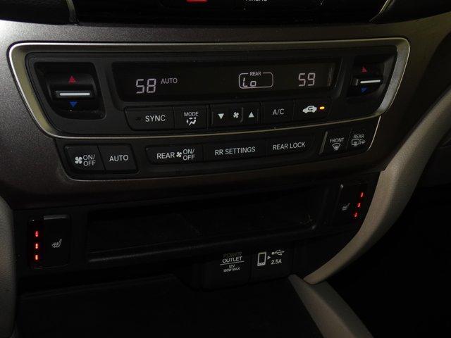 used 2020 Honda Pilot car, priced at $24,242
