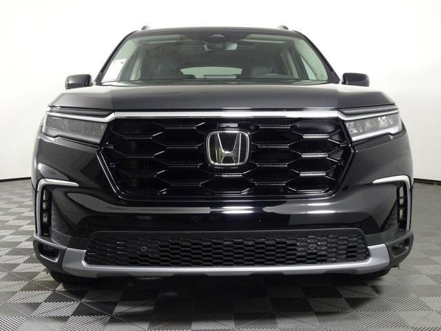 new 2025 Honda Pilot car, priced at $51,000