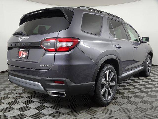 new 2025 Honda Pilot car, priced at $51,095