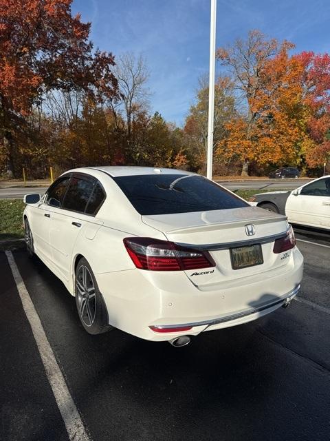 used 2016 Honda Accord car, priced at $19,467