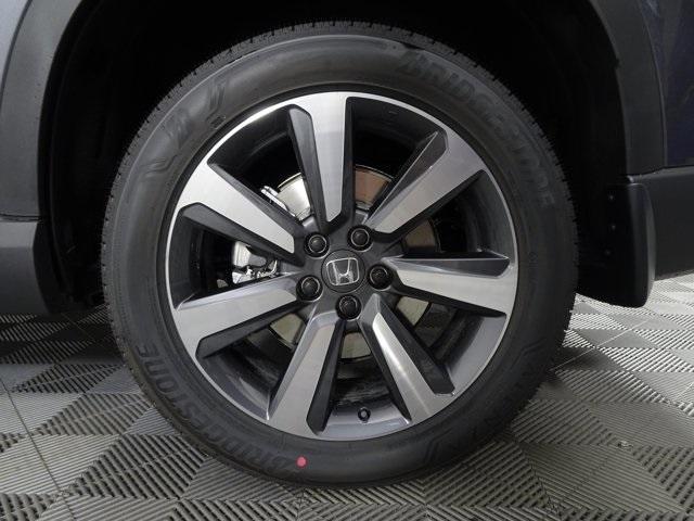 new 2025 Honda Pilot car, priced at $50,770