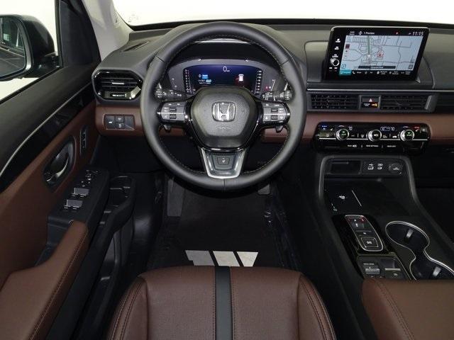new 2025 Honda Pilot car, priced at $50,770