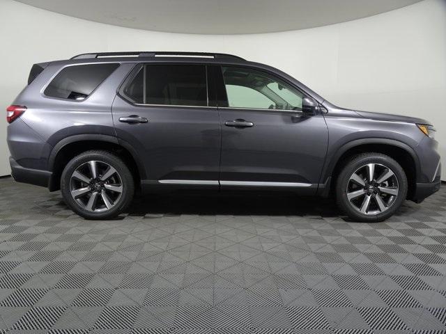 new 2025 Honda Pilot car, priced at $50,595