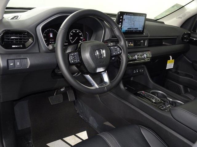 new 2025 Honda Pilot car, priced at $50,595