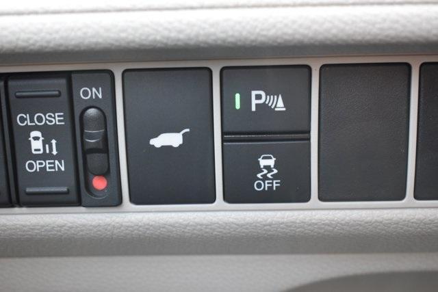 new 2025 Honda Odyssey car, priced at $52,275