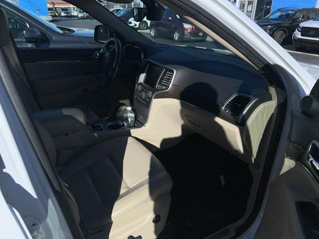 used 2017 Jeep Grand Cherokee car, priced at $15,188