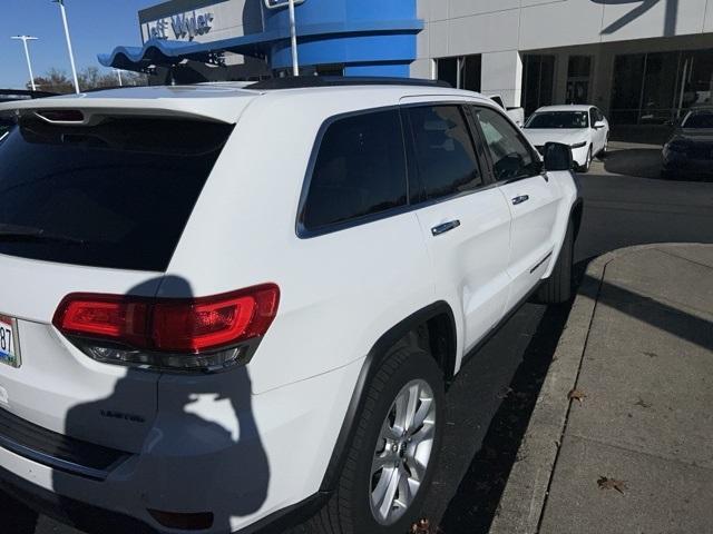 used 2017 Jeep Grand Cherokee car, priced at $15,188