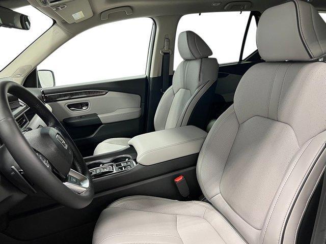 new 2025 Honda Pilot car, priced at $53,475