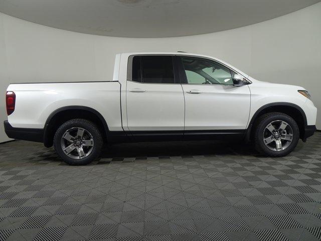 new 2025 Honda Ridgeline car, priced at $42,193