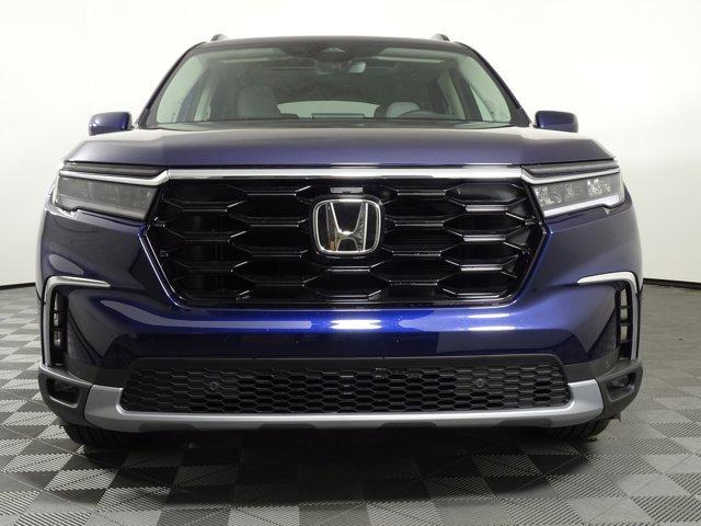 new 2025 Honda Pilot car, priced at $49,566