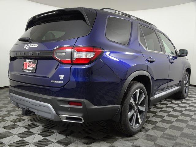 new 2025 Honda Pilot car, priced at $49,566