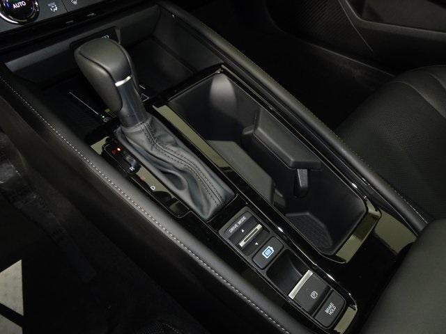 new 2025 Honda Accord Hybrid car, priced at $37,621