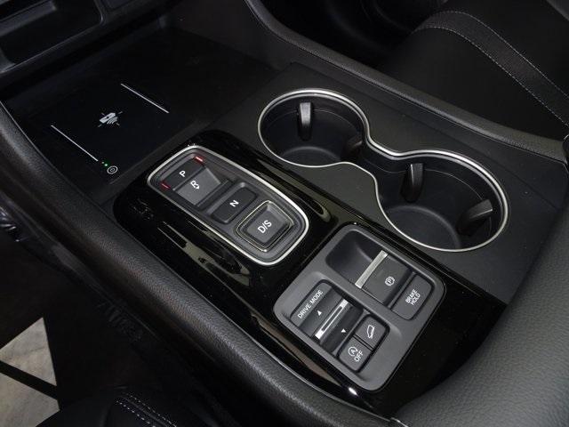 new 2025 Honda Pilot car, priced at $49,377