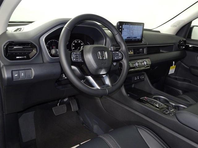 new 2025 Honda Pilot car, priced at $49,377