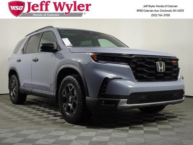 new 2025 Honda Pilot car, priced at $51,435