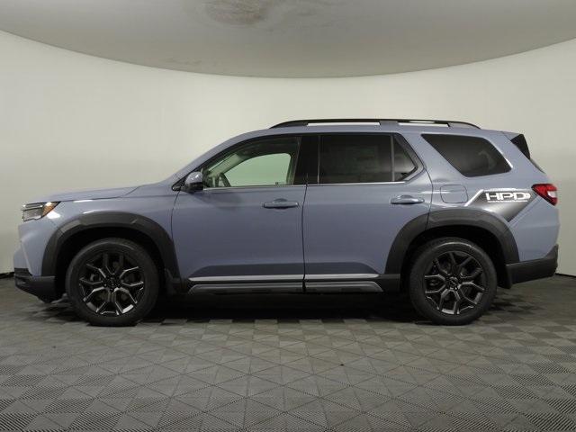 new 2025 Honda Pilot car, priced at $54,985