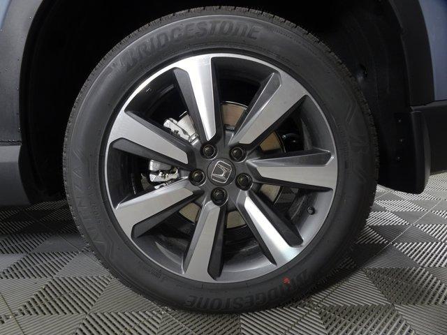 new 2025 Honda Pilot car, priced at $49,971