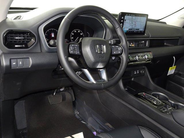new 2025 Honda Pilot car, priced at $49,971