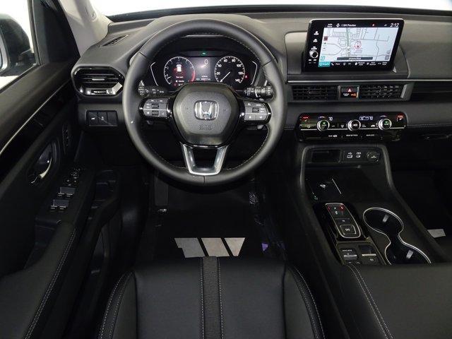 new 2025 Honda Pilot car, priced at $49,971
