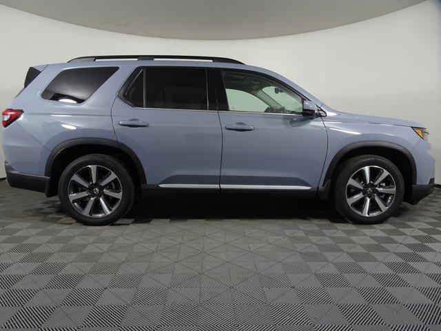 new 2025 Honda Pilot car, priced at $49,971