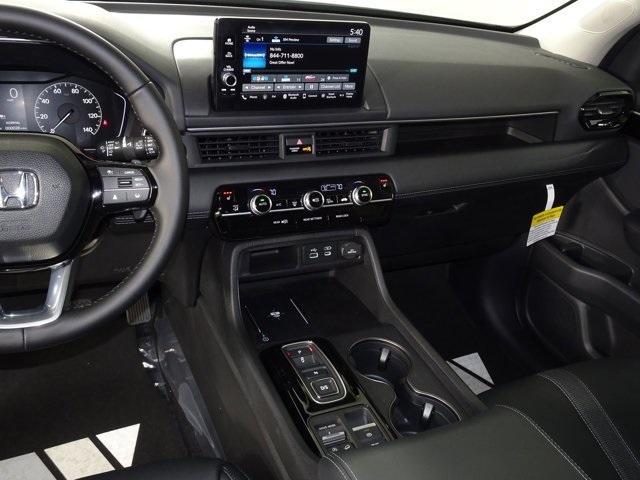 new 2025 Honda Pilot car, priced at $47,050