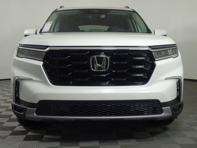 new 2025 Honda Pilot car, priced at $50,505
