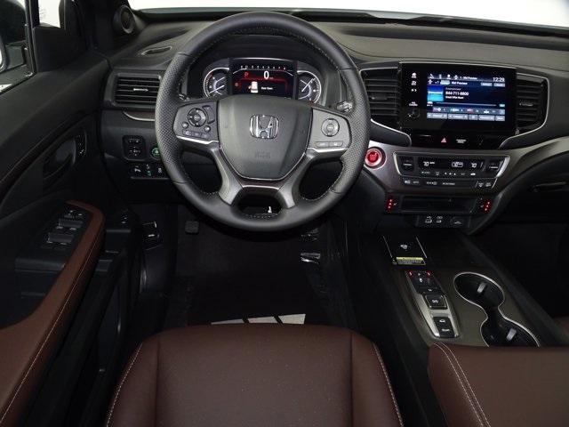 new 2025 Honda Passport car, priced at $42,187