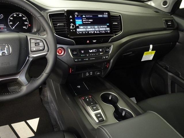 new 2025 Honda Ridgeline car, priced at $43,959