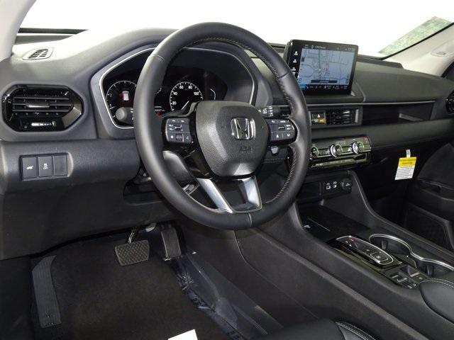 new 2025 Honda Pilot car, priced at $51,550