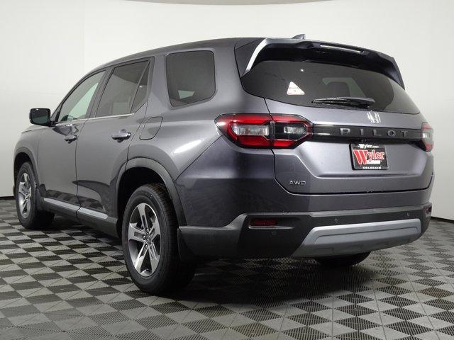new 2025 Honda Pilot car, priced at $46,095