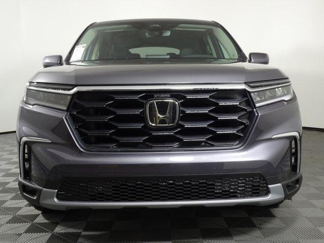 new 2025 Honda Pilot car, priced at $46,095