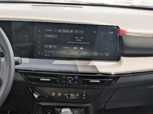 new 2025 Nissan Kicks car, priced at $27,689