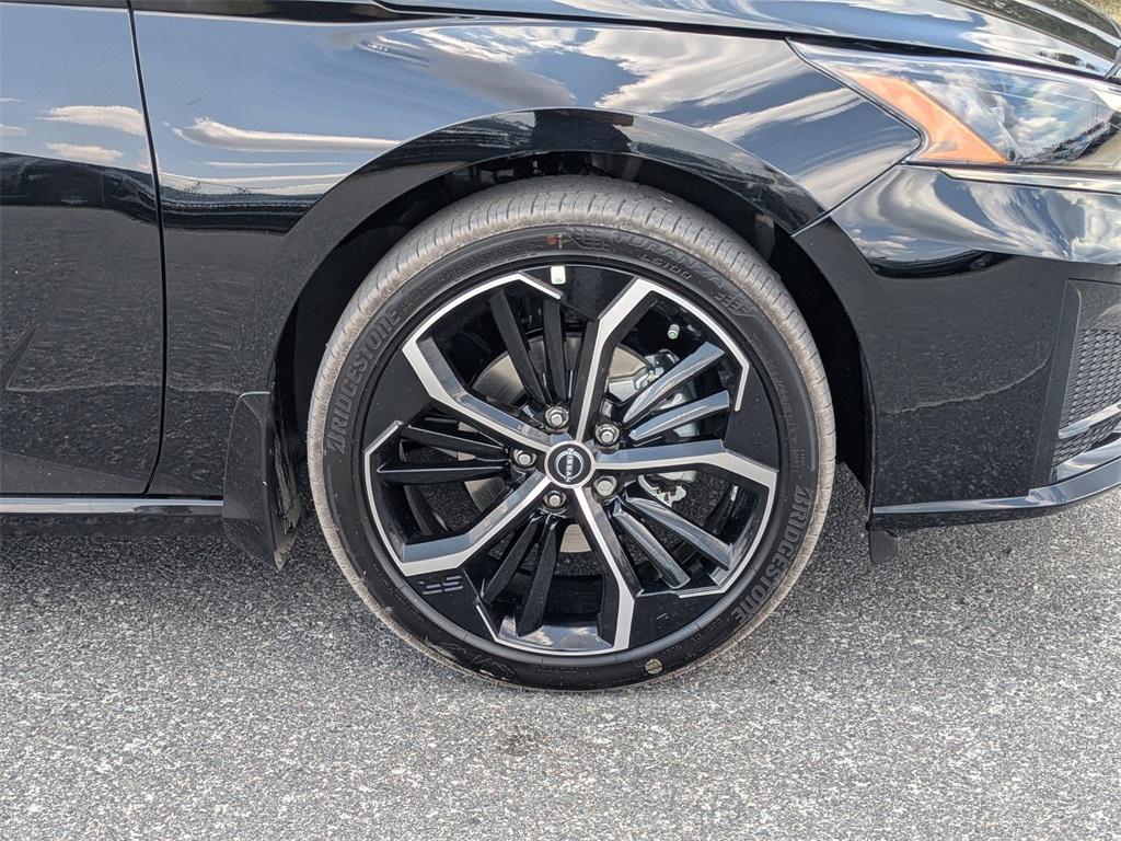 new 2025 Nissan Altima car, priced at $29,980