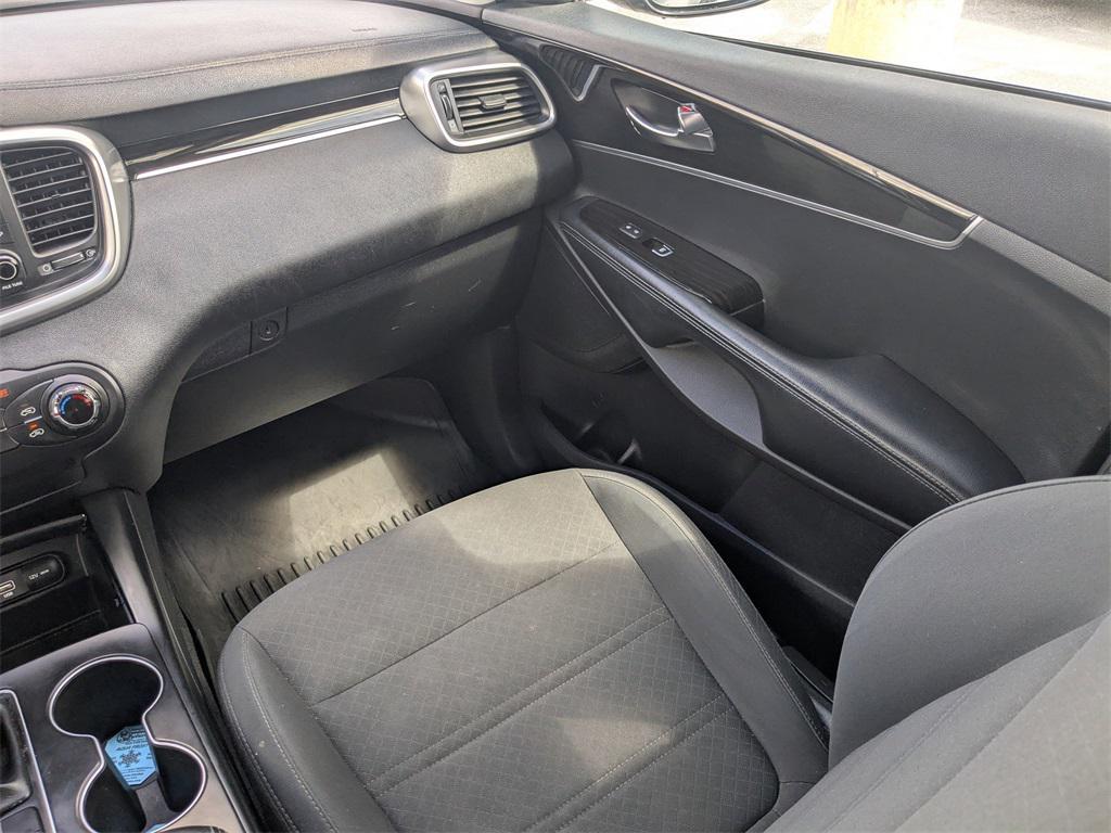 used 2020 Kia Sorento car, priced at $12,467