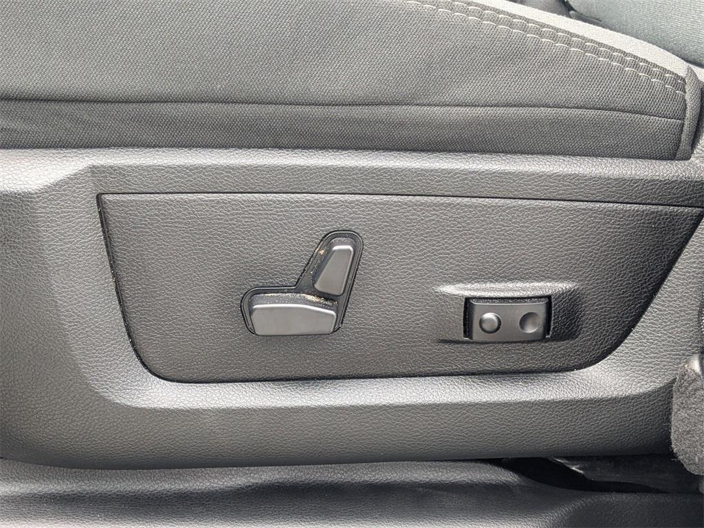 used 2024 Ram 2500 car, priced at $44,273