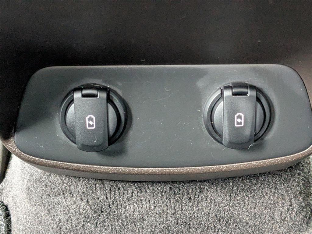 used 2020 Hyundai Santa Fe car, priced at $19,001