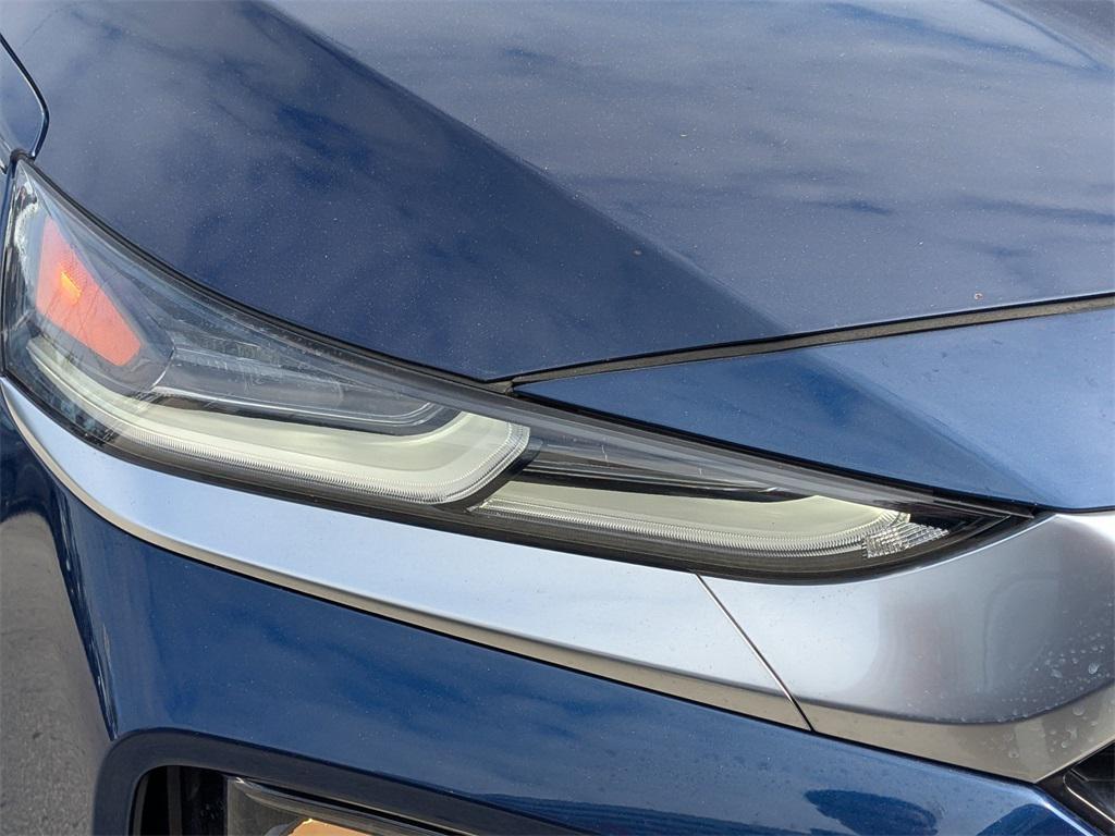 used 2020 Hyundai Santa Fe car, priced at $19,001