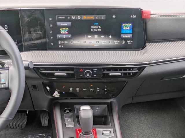 new 2025 Nissan Kicks car, priced at $27,752