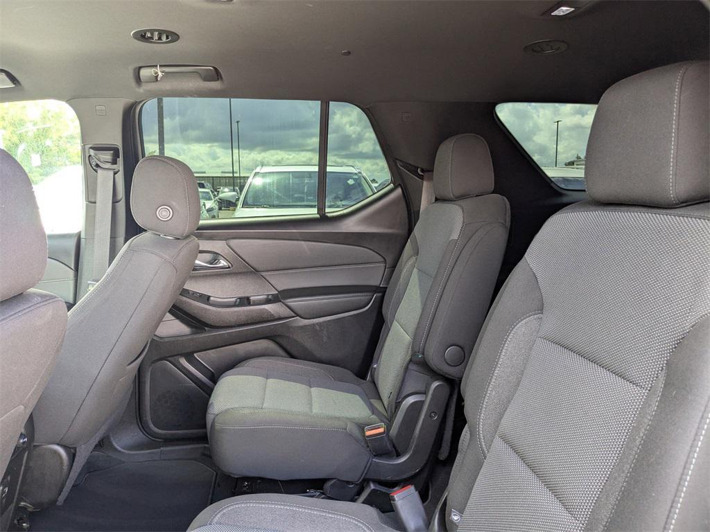used 2023 Chevrolet Traverse car, priced at $26,271