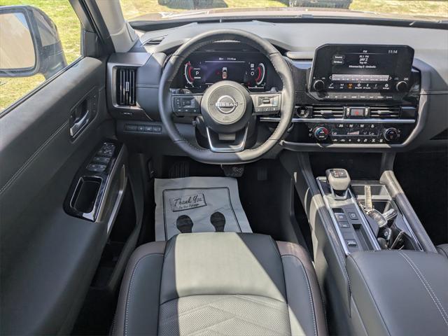 new 2025 Nissan Pathfinder car, priced at $45,922
