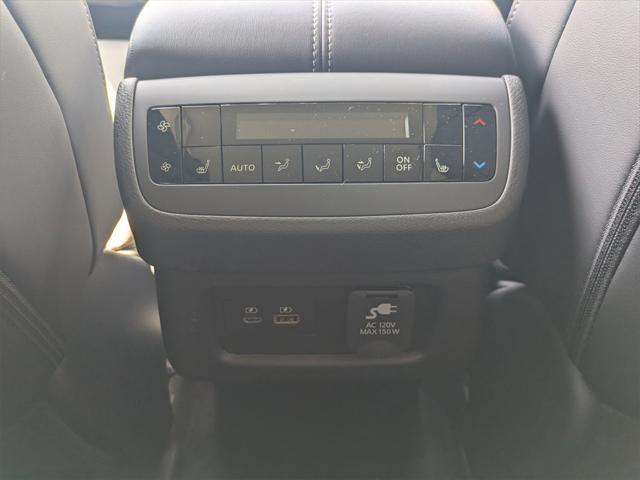 new 2025 Nissan Pathfinder car, priced at $45,922