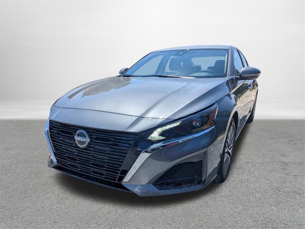 new 2025 Nissan Altima car, priced at $28,697