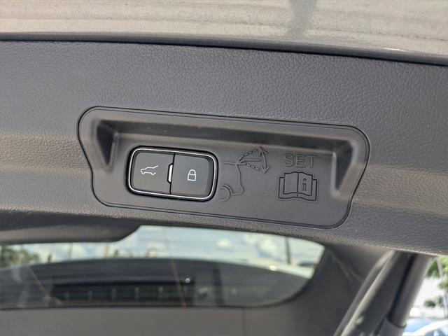 used 2023 Ford Explorer car, priced at $28,958