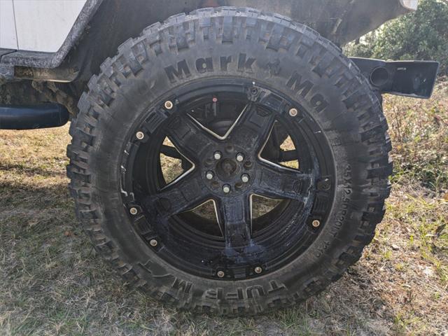 used 1990 Jeep Wrangler car, priced at $3,599