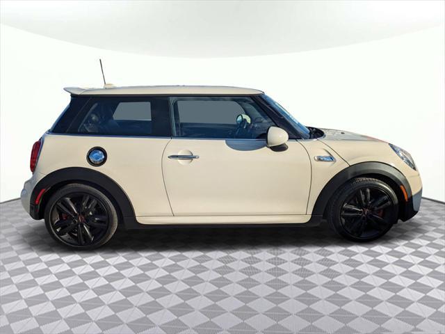 used 2018 MINI Hardtop car, priced at $18,491