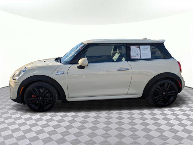 used 2018 MINI Hardtop car, priced at $18,491