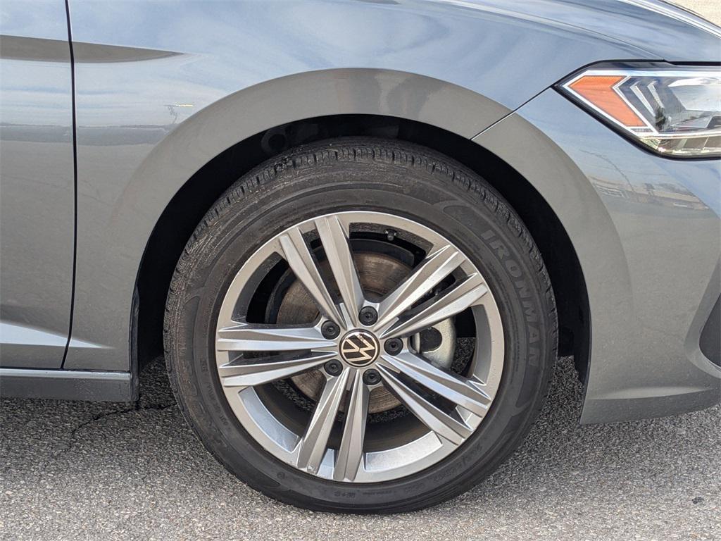 used 2024 Volkswagen Jetta car, priced at $16,511