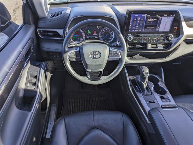 used 2022 Toyota Highlander Hybrid car, priced at $37,697