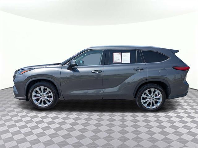 used 2020 Toyota Highlander car, priced at $28,183