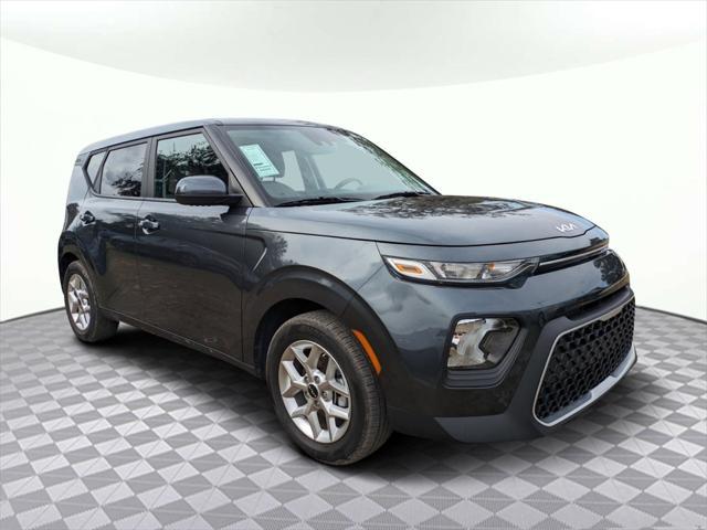 used 2022 Kia Soul car, priced at $16,248